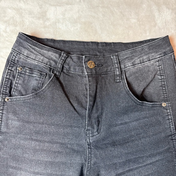 Dark Wash Barrel Leg Jeans | High Rise | Size 26 - Picture 4 of 9